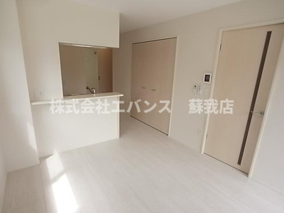 【洋室】 | ロイヤルⅠ | 落ち着いた色調の洋室です