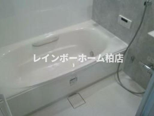 【仲介手数料：50％OFF】対象物件！の浴室|日々の疲れを癒すお風呂付です