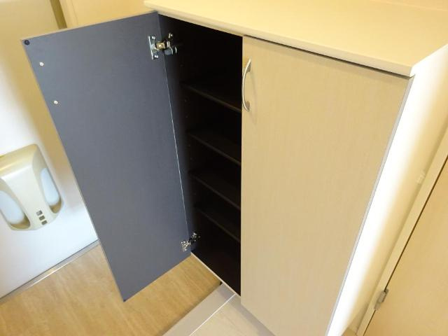 クレストールの収納|玄関