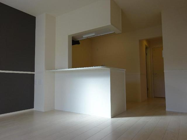 クレストールのキッチン|リビング