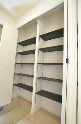 【玄関】 | 綾瀬市早川 新築戸建て 全6棟【仲介手数料無料】