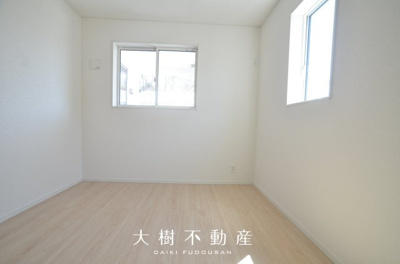 【洋室】 | 綾瀬市早川 新築戸建て 全6棟【仲介手数料無料】 | 2階　洋室2（4.5帖）