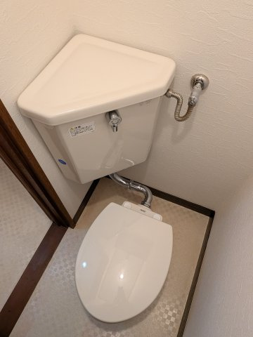 【トイレ】 | ツカサハイツ | キレイな個室空間です
