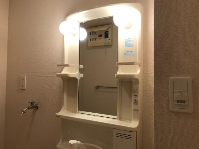 ベルウェイクの洗面所|洗面ミラーキャビネット