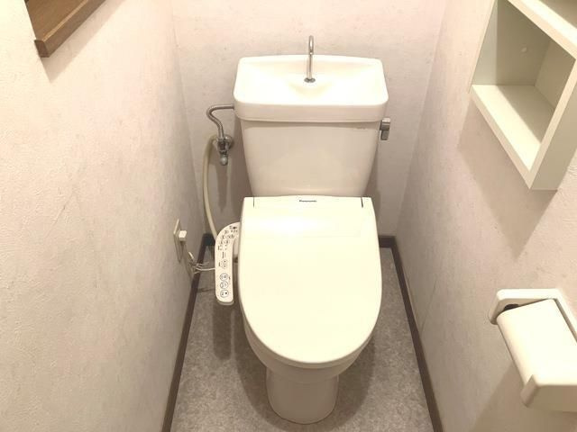 南野口町戸建のトイレ