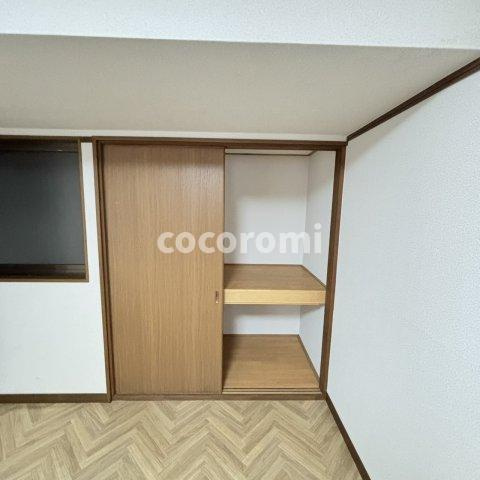 寝屋南2丁目戸建の内装