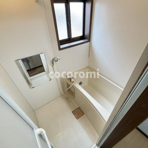 寝屋南2丁目戸建の浴室