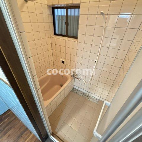 津田東町１丁目戸建の浴室