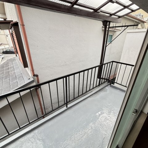 交野市倉治３丁目リノベ戸建のバルコニー