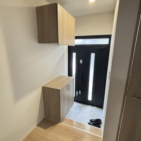 交野市倉治３丁目リノベ戸建の玄関