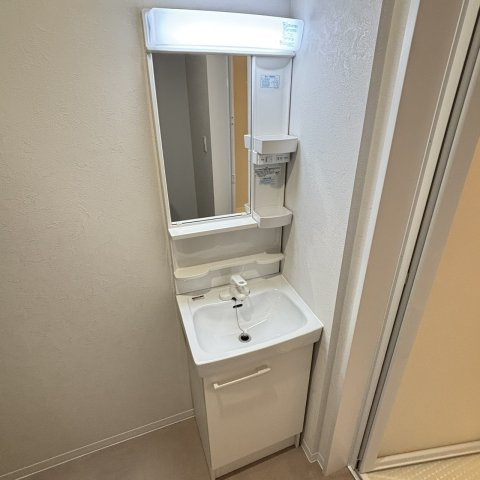 交野市倉治３丁目リノベ戸建の洗面所