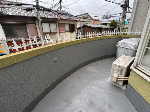 門真市常称寺町2階3階のバルコニー