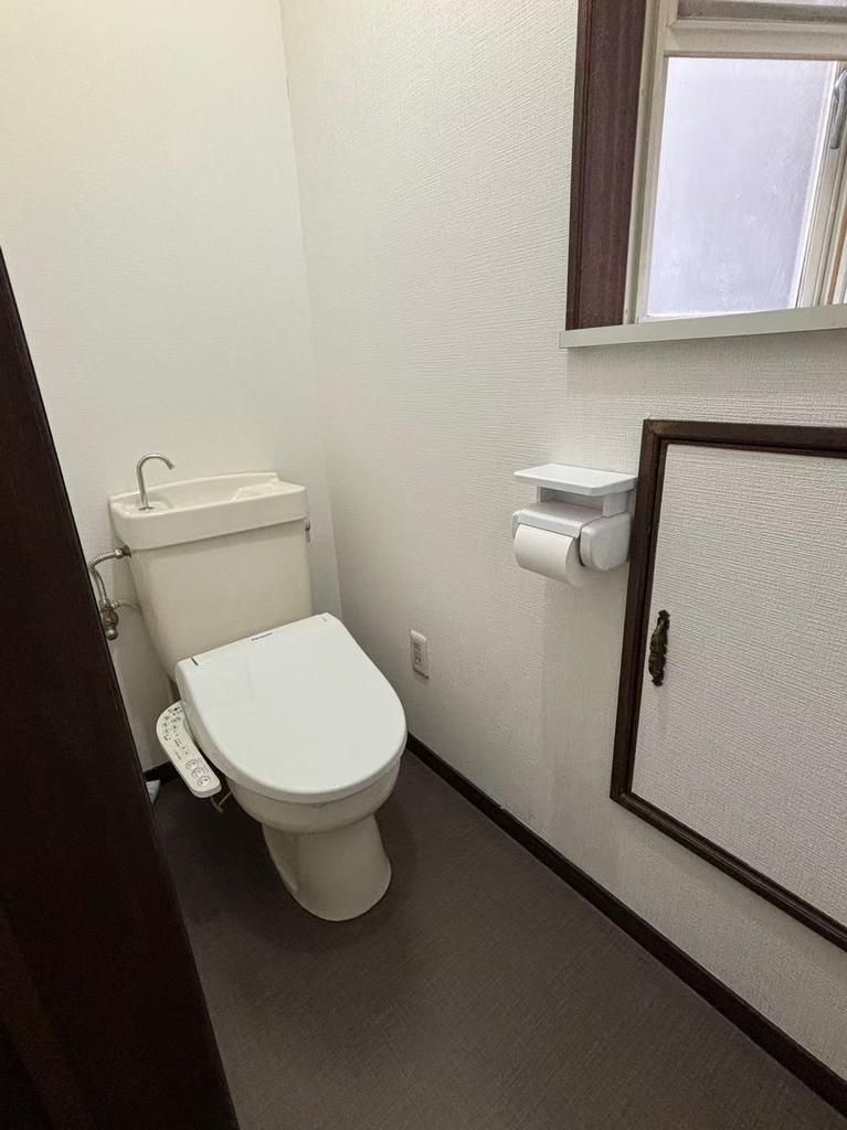 門真市常称寺町2階3階のトイレ