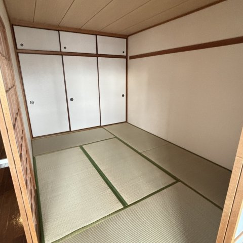 メロデイハイム枚方公園の和室