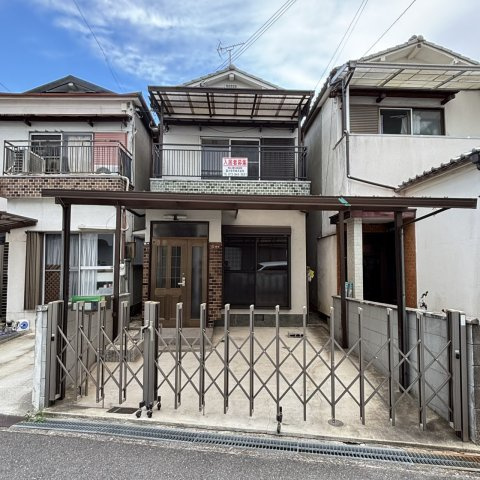 茄子作東車庫付き戸建の外観