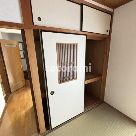 四条畷市二丁通戸建の収納