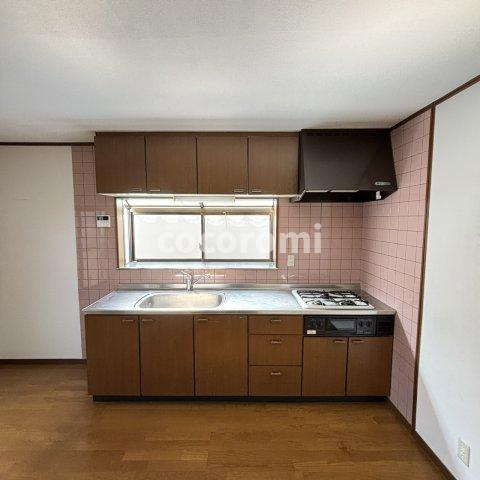 四条畷市二丁通戸建のキッチン