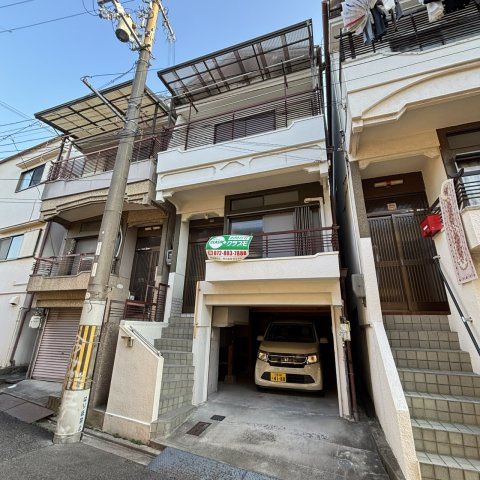 北巣本町　車庫付貸家