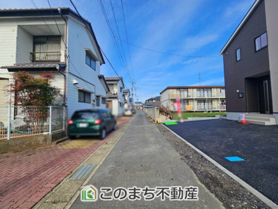 【前面道路含む現地写真】 | CRADLE GARDEN栃木市薗部町　第13　1 | 前面道路含む現地写真