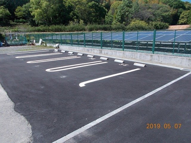 エスペランサ香寺Ⅱの駐車場