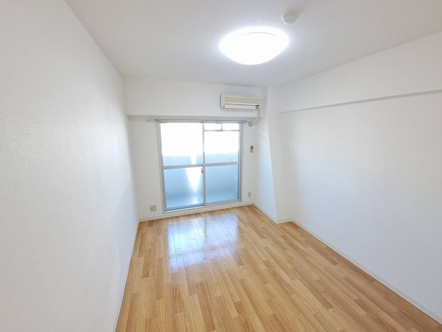 ソフィア武庫川の居間・リビング