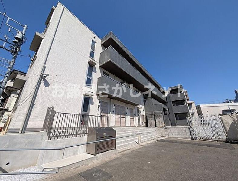 D'Bless西谷（ディーブレスニシヤ）