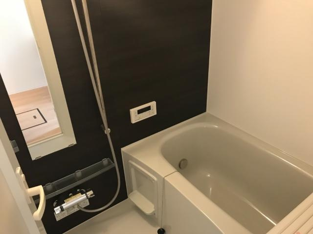 セレッソ（CEREZO）の浴室|バス