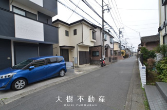 【前面道路含む現地写真】