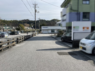 【前面道路含む現地写真】 | 売地　南国市緑ヶ丘２丁目　＠38万
