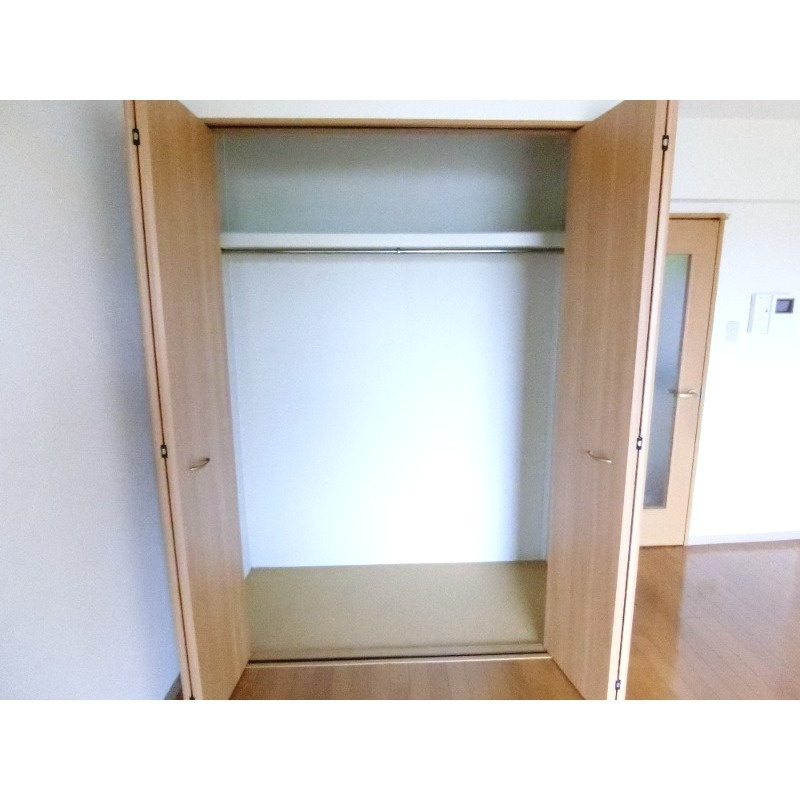 グリーンマンション雅B　の収納