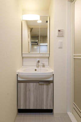 【独立洗面台】 | エステムコート四天王寺夕陽丘Ⅱ