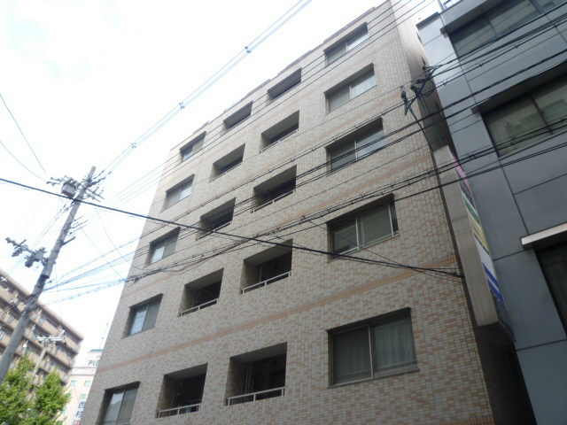セルフィーユ三宮の外観