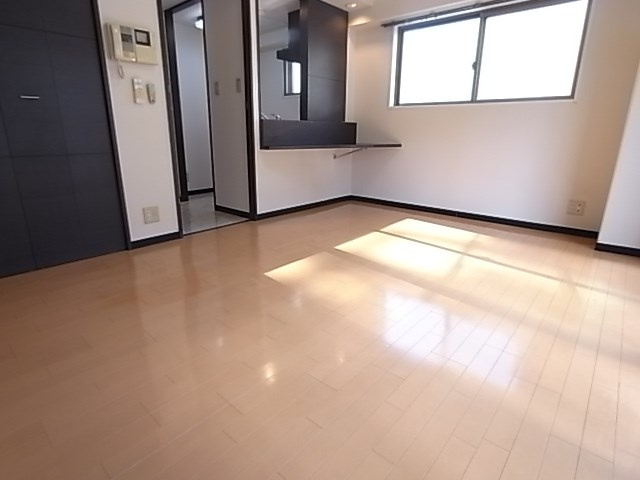 コンフォート・トーユーの居間・リビング