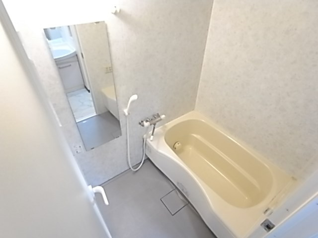 コンフォート・トーユーの浴室