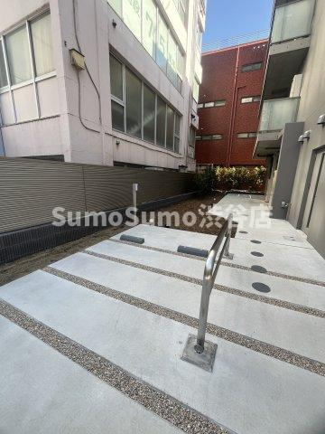グランパーク千駄ヶ谷レジデンスの駐車場