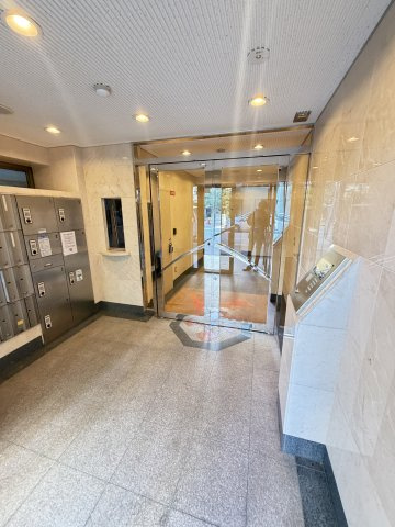 KAISEI神戸海岸通のエントランス