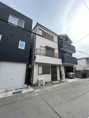 トリプルテラス戸政町の外観