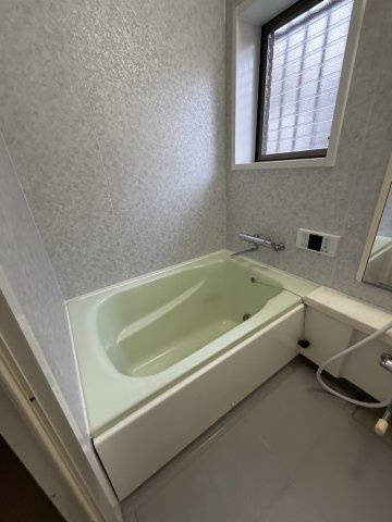 千守町2丁目貸家の浴室