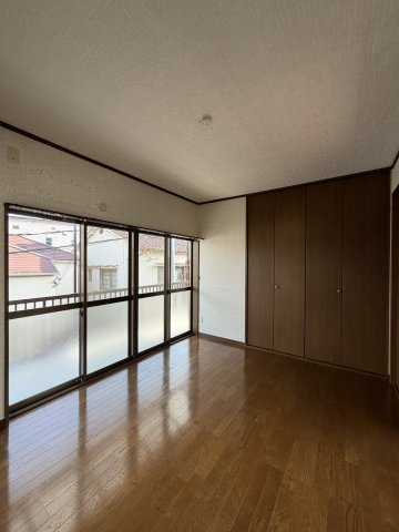 千守町2丁目貸家の寝室