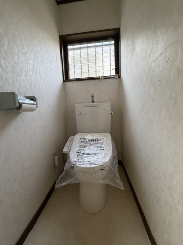 千守町2丁目貸家のトイレ