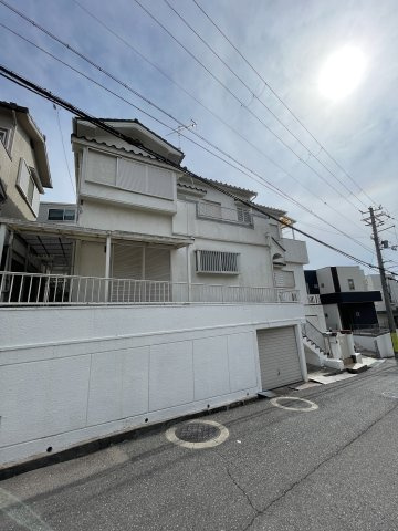 緑が丘1丁目貸家の外観