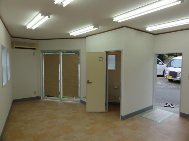 香川店舗事務所