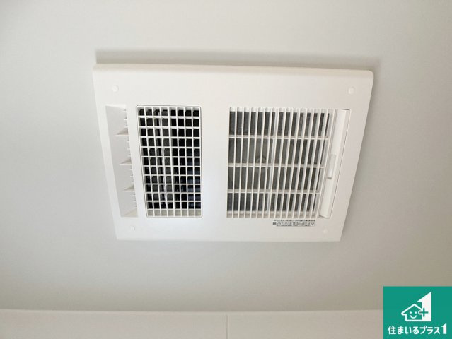 赤穂市北野中　第41期　新築一戸建ての冷暖房・空調設備|四季を通して快適なバスライフをお手伝いする浴室暖房乾燥機！浴室の乾燥・暖房・涼風・換気はもちろん、２４時間換気にも対応！