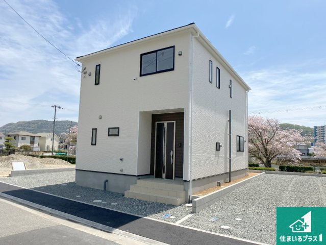 赤穂市北野中　第41期　新築一戸建ての外観|安心の10年保証！外観を美しく保ち、雨水で汚れを落とします！気になることがありましたら、お気軽にお問い合わせください！