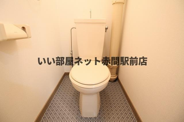グランブルーアクアのトイレ|シンプルで使いやすいトイレです