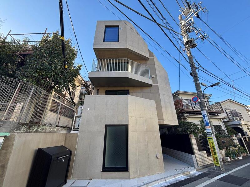 LiveFlat高田馬場の外観