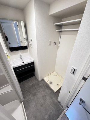 【洗面所】 | セレニテ元町アリエ