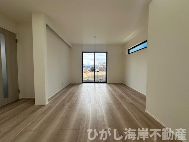 藤沢市城南５丁目　新築戸建　全16棟のキッチン|17.1帖　吹抜付LDK