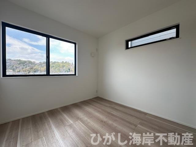 藤沢市城南５丁目　新築戸建　全16棟の内装|4.7帖　洋室
