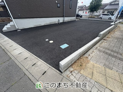【駐車場】 | CRADLE GARDEN栃木市河合町　第1　1 | 横並びに2台駐車可能♪